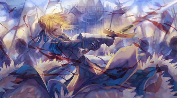 Anime picture 1063x592 with fate (series) fate/stay night type-moon artoria pendragon (all) saber 91 single looking at viewer fringe short hair blue eyes blonde hair wide image holding ahoge braid (braids) sunlight fighting stance bloody weapon girl