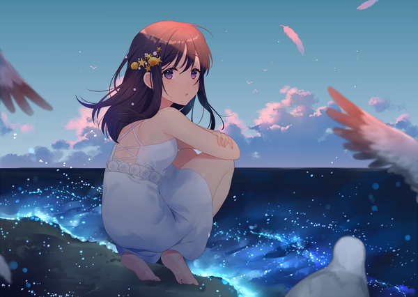 Anime picture 1000x710 with original achiki single long hair looking at viewer blush fringe open mouth hair between eyes brown hair purple eyes sky cloud (clouds) full body outdoors looking back barefoot from behind sleeveless beach