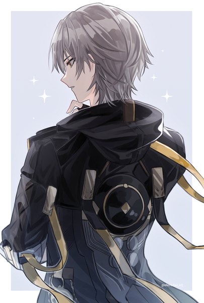 Anime picture 1378x2039 with honkai: star rail honkai (series) trailblazer (honkai: star rail) caelus (honkai: star rail) meiro irqp single tall image short hair simple background brown eyes upper body grey hair from behind grey background border outside border boy hood