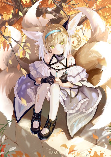 Anime picture 1000x1414 with arknights suzuran (arknights) haruri single tall image looking at viewer short hair blonde hair bare shoulders green eyes signed animal ears full body tail head tilt animal tail light smile fox ears fox tail fox girl