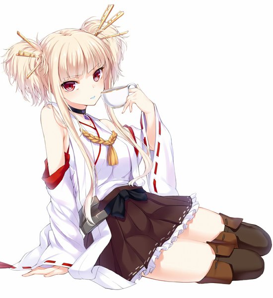 Anime picture 1000x1090 with kantai collection aoki hagane no arpeggio kongou (aoki hagane no arpeggio) yaguo single long hair tall image looking at viewer simple background red eyes white background white hair cosplay kongou (kantai collection) (cosplay) girl thighhighs hair ornament detached sleeves cup