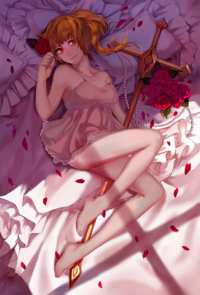 Anime picture 600x885 with touhou flandre scarlet aneater single long hair tall image fringe light erotic blonde hair smile red eyes bare shoulders ahoge bent knee (knees) barefoot hair flower bare legs shadow no shoes sleeveless