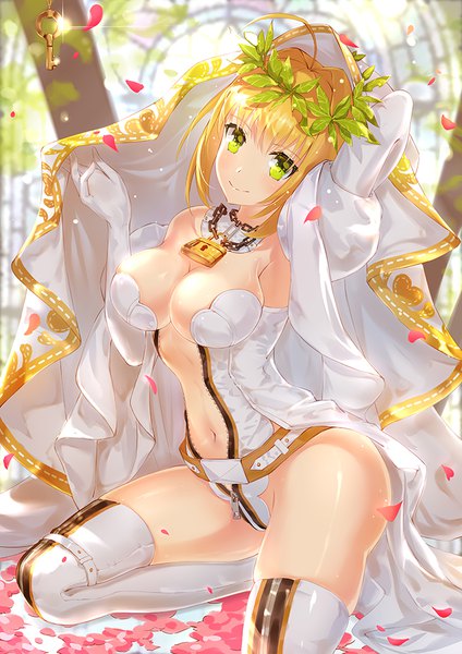 Anime picture 707x1000 with fate (series) fate/extra fate/extra ccc nero claudius (fate) (all) nero claudius (bride) (fate) asanogawa (tutufcc) single tall image looking at viewer blush fringe short hair breasts light erotic blonde hair smile hair between eyes large breasts sitting bare shoulders
