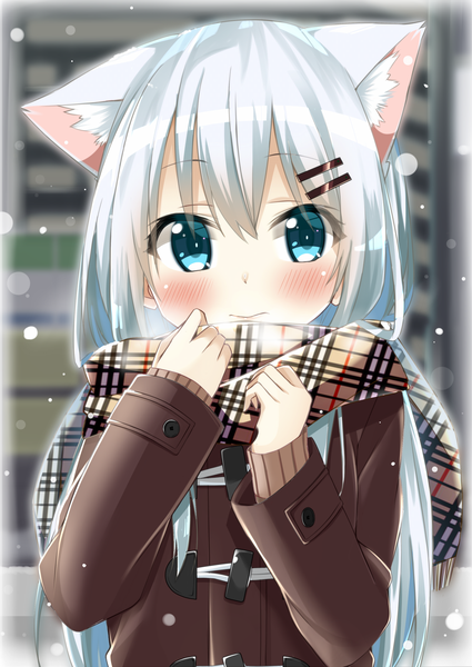 Anime-Bild 1253x1770 mit original cacao (chocolat) single long hair tall image looking at viewer blush fringe blue eyes smile hair between eyes animal ears upper body white hair blurry cat ears cat girl embarrassed snowing exhalation