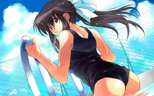 Anime picture 1920x1200 with original matsumoto noriyuki single long hair looking at viewer highres light erotic black hair wide image sky cloud (clouds) ass ponytail looking back wind black eyes wallpaper girl bow swimsuit