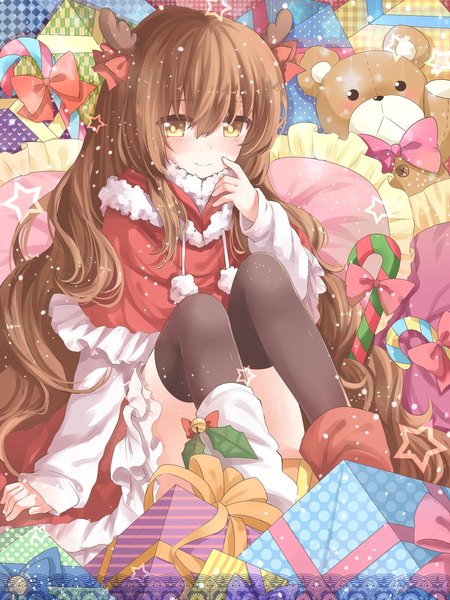 Anime picture 1500x2000 with toradora j.c. staff aisaka taiga transistor (poppy) single long hair tall image blush smile brown hair yellow eyes horn (horns) girl thighhighs dress bow black thighhighs toy stuffed animal gift