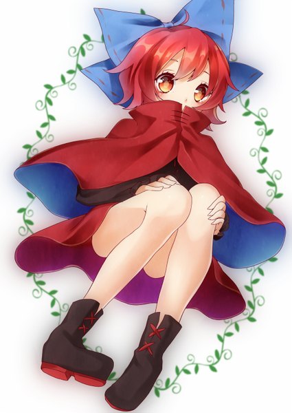 Anime picture 1000x1413 with touhou sekibanki kyouda suzuka single tall image looking at viewer blush short hair red eyes white background sitting ahoge red hair girl bow hair bow boots cape large bow