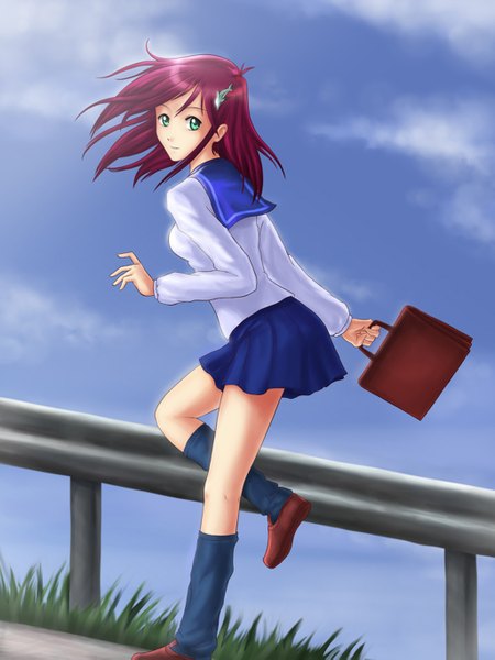 Anime picture 1024x1365 with original atomix single tall image looking at viewer smile green eyes pink hair sky pleated skirt looking back girl skirt uniform hair ornament school uniform serafuku hairclip school bag gaiters