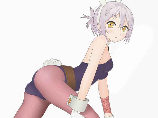 Anime-Bild 2048x1536 mit league of legends riven (league of legends) battle bunny riven mout single looking at viewer blush fringe highres short hair light erotic simple background hair between eyes standing white background bare shoulders brown eyes animal ears payot silver hair