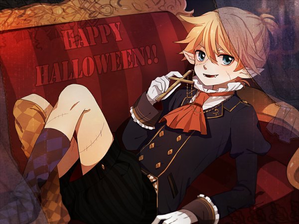 Anime picture 1031x773 with vocaloid kagamine len tama (songe) single looking at viewer short hair open mouth blue eyes blonde hair pointy ears teeth fang (fangs) scar halloween reclining vampire rhombus happy halloween boy socks