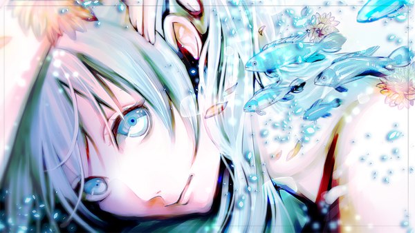 Anime picture 1400x789 with vocaloid hatsune miku minami ei single long hair looking at viewer wide image payot aqua eyes blurry aqua hair close-up face hand on head framed girl flower (flowers) animal bubble (bubbles) fish (fishes)