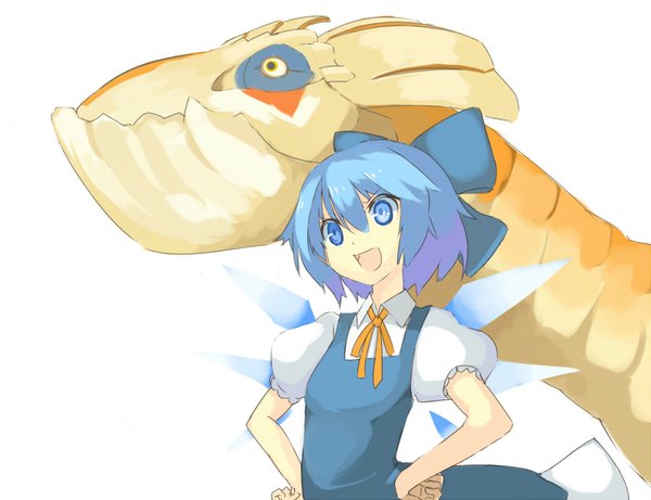 Anime picture 1040x800 with touhou monster hunter cirno yian kut-ku mazonano (artist) short hair open mouth blue eyes simple background white background blue hair hands on hips girl bow hair bow animal wings dinosaur