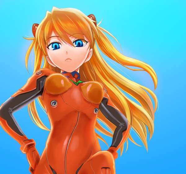 Anime picture 1500x1400 with neon genesis evangelion gainax soryu asuka langley chen qi (chanseven) single long hair looking at viewer breasts blue eyes simple background blonde hair blue background hands on hips girl bodysuit