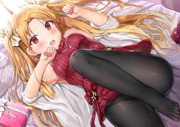 Anime picture 4093x2894 with fate (series) fate/grand order ereshkigal (fate) bachibachi (tisen) single long hair looking at viewer blush fringe highres breasts open mouth light erotic blonde hair red eyes absurdres bent knee (knees) lying from above on back