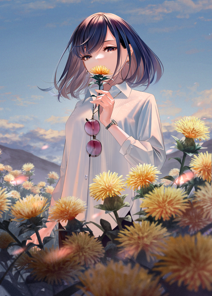 Anime picture 1429x2000 with original sousou (sousouworks) single tall image looking at viewer fringe short hair black hair standing holding brown eyes sky cloud (clouds) outdoors long sleeves mountain covered mouth sunglasses removed sniffing girl