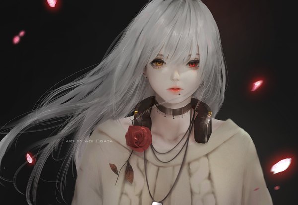 Anime picture 1529x1050 with original aoi ogata single long hair looking at viewer fringe simple background hair between eyes red eyes signed yellow eyes silver hair upper body lips heterochromia piercing floating hair black background ear piercing expressionless