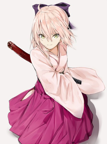 Anime picture 1200x1615 with fate (series) fate/grand order koha-ace okita souji (fate) (all) okita souji (koha-ace) silver (chenwen) single tall image looking at viewer fringe short hair simple background blonde hair yellow eyes ahoge traditional clothes japanese clothes pleated skirt wide sleeves half updo