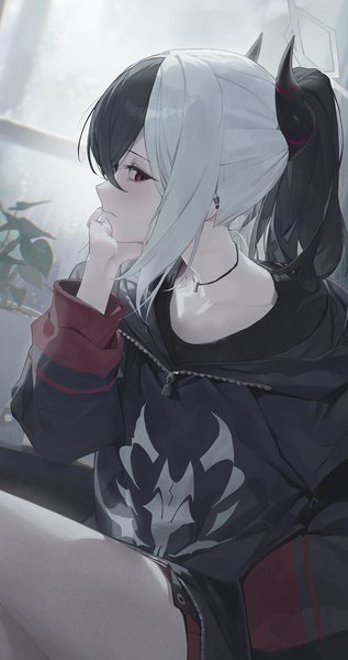 Anime picture 1200x2269 with blue archive kayoko (blue archive) modare single long hair tall image looking at viewer black hair red eyes sitting silver hair ponytail multicolored hair horn (horns) two-tone hair chin rest girl choker
