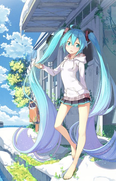 Anime picture 1032x1600 with vocaloid hatsune miku beek (artist) single tall image looking at viewer blush standing twintails sky ahoge bent knee (knees) very long hair nail polish barefoot aqua eyes aqua hair bare legs sparkle standing on one leg