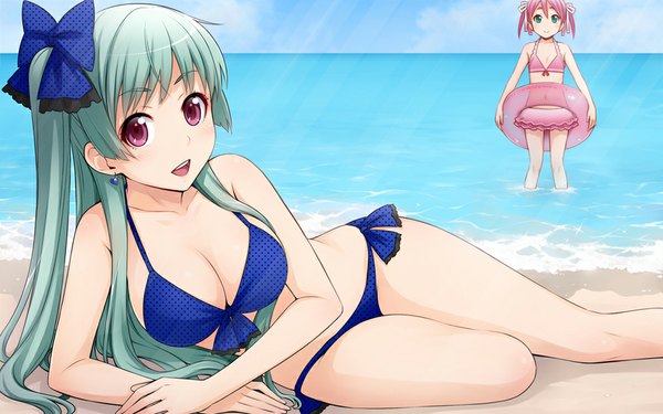 Anime picture 1000x625 with original ha-ru long hair looking at viewer short hair breasts open mouth light erotic wide image twintails multiple girls green eyes pink hair pink eyes green hair beach one side up short twintails girl bow