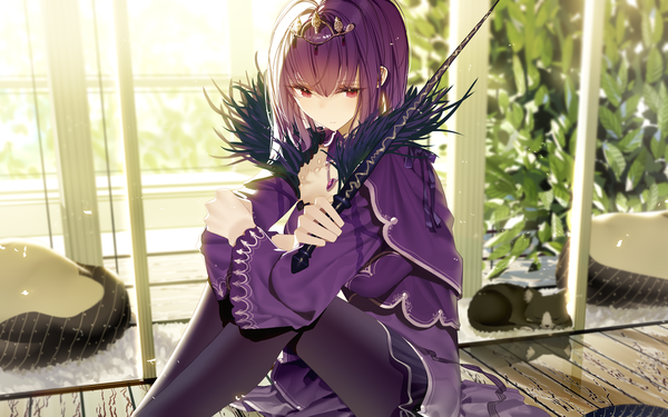 Anime-Bild 1920x1200 mit fate (series) fate/grand order scathach (fate) (all) scathach skadi (fate) atha (leejuiping) single long hair looking at viewer fringe highres hair between eyes red eyes sitting holding purple hair indoors girl pantyhose black pantyhose tiara
