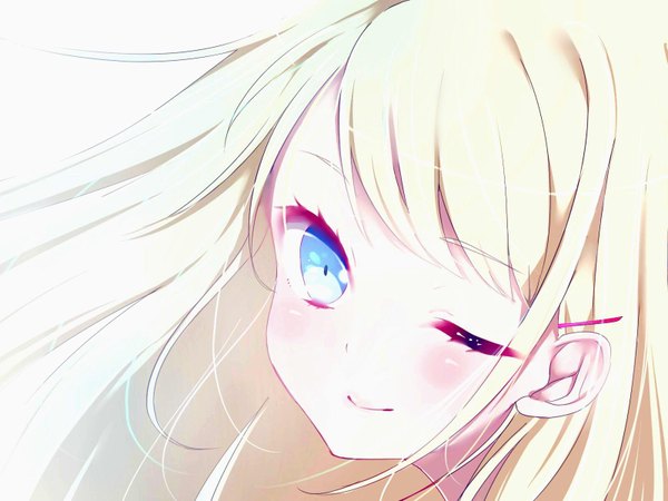 Anime picture 1600x1200 with original fuu (07199382) single long hair looking at viewer blush fringe blue eyes simple background blonde hair smile one eye closed wink close-up face girl hair ornament bobby pin