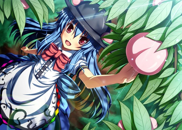 Anime picture 1024x735 with touhou hinanawi tenshi red eyes blue hair girl hat fruit