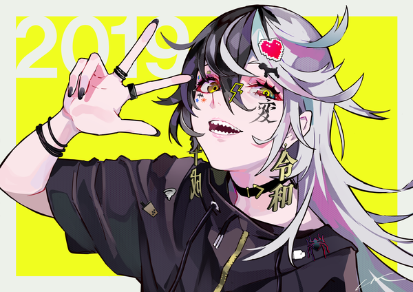 Anime picture 1800x1272 with original lam (ramdayo) single long hair looking at viewer fringe highres open mouth black hair hair between eyes upper body nail polish multicolored hair grey hair two-tone hair teeth border victory yellow background black nail polish