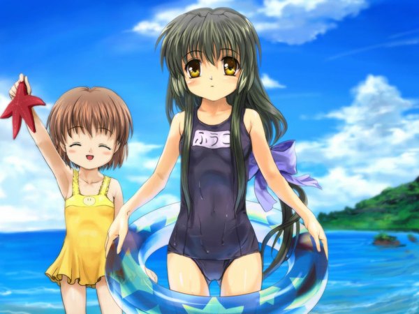 Anime picture 1024x768 with clannad key (studio) ibuki fuuko okazaki ushio mutsuki (moonknives) long hair short hair black hair smile brown hair brown eyes eyes closed wet beach swimsuit one-piece swimsuit child (children) school swimsuit swim ring starfish