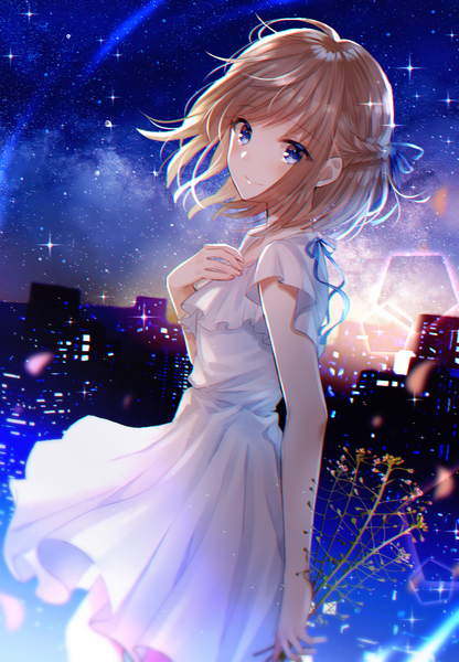 Anime picture 989x1426 with original myusha single tall image blush fringe short hair blue eyes smile hair between eyes brown hair holding outdoors braid (braids) wind blurry night sparkle depth of field night sky