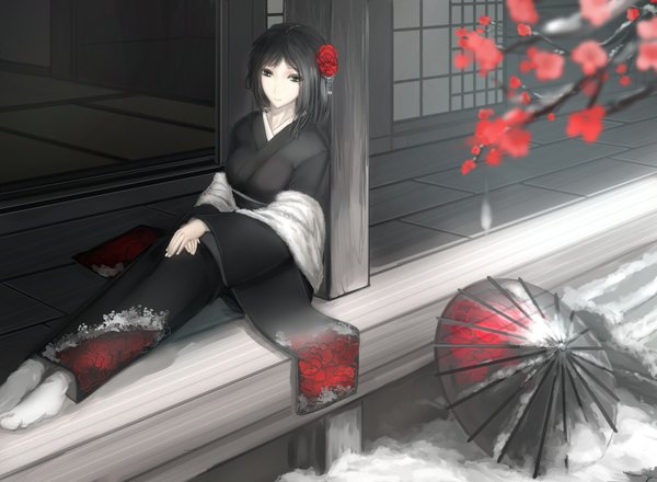 Anime picture 3387x2484 with original kikivi single fringe highres short hair black hair sitting absurdres traditional clothes japanese clothes hair flower light smile no shoes winter snow girl hair ornament flower (flowers) socks