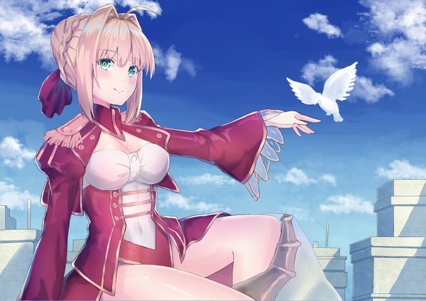Anime picture 4093x2894 with fate (series) fate/extra nero claudius (fate) (all) nero claudius (fate) muragaki (sgxx4878) single looking at viewer blush fringe highres short hair breasts blonde hair smile hair between eyes sitting green eyes payot absurdres sky