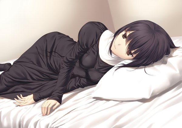 Anime picture 1753x1240 with mahou tsukai no yoru kuonji alice kukuri (ahagon) single fringe highres short hair black hair hair between eyes looking away lying black eyes on side nun girl pillow bed