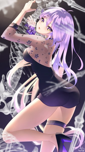 Anime-Bild 2880x5120 mit virtual youtuber hololive hololive indonesia moona hoshinova maka aratame single long hair tall image looking at viewer fringe highres breasts open mouth light erotic simple background hair between eyes standing signed yellow eyes purple hair