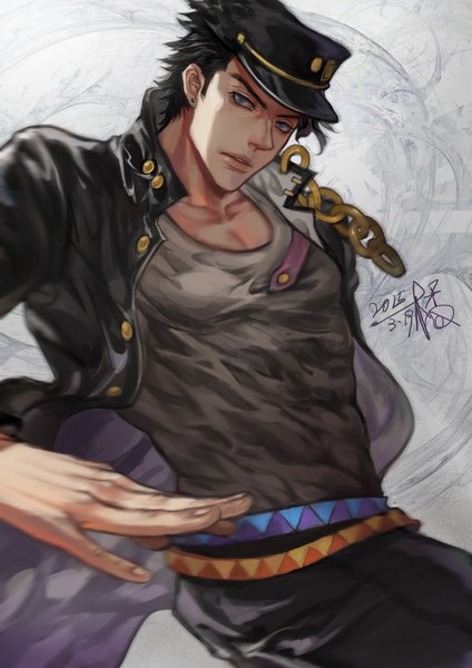 Аниме картинка 1637x2316 с невероятные приключения джоджо kujo jotaro fan ju один (одна) высокое изображение смотрит на зрителя короткие волосы чёрные волосы подписанный серый фон серые глаза датированный мужчина форма школьная форма ремень цепь гакуран