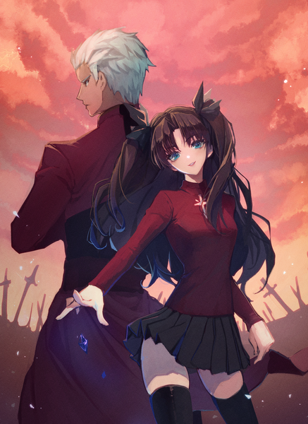Anime picture 1792x2461 with fate (series) fate/stay night toosaka rin archer (fate) misty cj long hair tall image highres short hair blue eyes black hair standing sky silver hair outdoors pleated skirt two side up back to back girl thighhighs