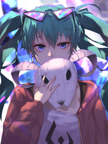 Anime picture 900x1200 with vocaloid suna no wakusei (vocaloid) hatsune miku jname single tall image looking at viewer fringe blue eyes hair between eyes twintails holding upper body blurry aqua hair open jacket depth of field sunglasses on head girl jacket