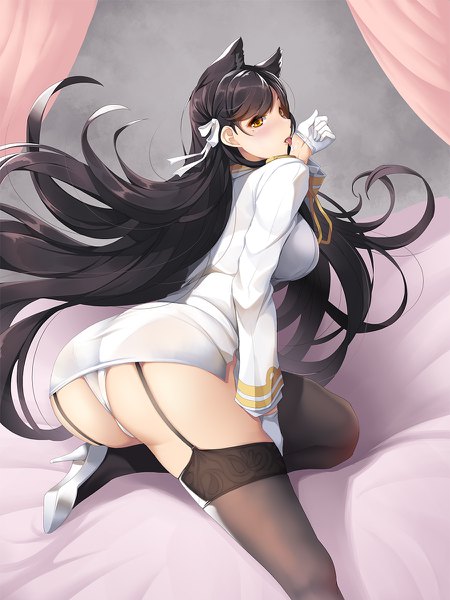 イラスト 900x1200 と アズールレーン 愛宕(アズールレーン) koflif ソロ 長身像 赤面 前髪 おっぱい light erotic 黒髪 獣耳 黄色眼 尻 very long hair from behind ほくろ high heels 泣きぼくろ saliva extra ears