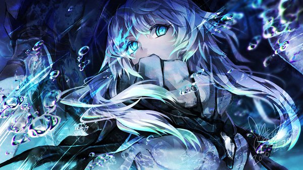Anime picture 1000x563 with kantai collection wo-class aircraft carrier tyouya single long hair fringe blue eyes hair between eyes wide image signed looking away upper body glowing dated glowing eye (eyes) underwater shinkaisei-kan girl hat water
