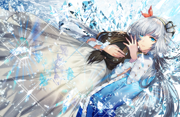 Anime picture 1400x913 with fate (series) fate/grand order anastasia (fate) viy (fate) yakusuke single long hair fringe blue eyes silver hair hair over one eye sparkle floating hair girl crown snowflake (snowflakes) ice mini crown