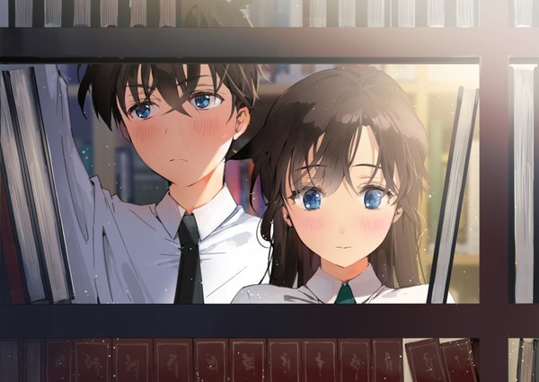 Anime picture 847x600 with detective conan kudou shinichi mouri ran ice (ice aptx) long hair looking at viewer blush fringe short hair blue eyes hair between eyes brown hair upper body indoors light smile depth of field embarrassed light looking up shaded face