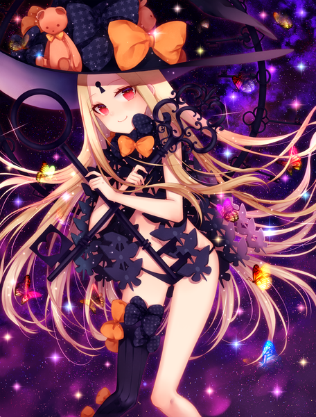 Anime picture 1489x1957 with fate (series) fate/grand order abigail williams (fate) orii (fsgp5252) single long hair tall image looking at viewer blush fringe light erotic blonde hair smile red eyes standing holding payot night night sky ass visible through thighs