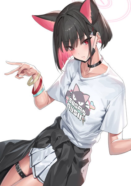 Anime-Bild 2977x4210 mit blue archive kazusa (blue archive) kazusa (band) (blue archive) yamanokami eaka single tall image looking at viewer blush highres short hair black hair simple background red eyes white background animal ears pink hair multicolored hair cat ears two-tone hair official alternate costume