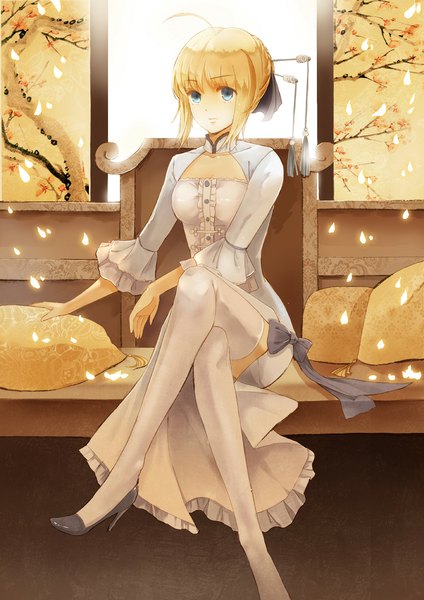 Anime picture 800x1131 with fate (series) type-moon artoria pendragon (all) saber alter shuiyituzi tall image fringe short hair blonde hair sitting aqua eyes high heels alternate costume zettai ryouiki glow girl thighhighs hair ornament bow petals