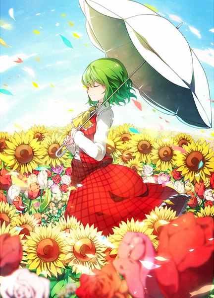 Anime picture 720x1000 with touhou kazami yuuka aka tonbo (lililil) single tall image fringe short hair smile standing sky cloud (clouds) eyes closed profile green hair wind summer girl skirt flower (flowers) petals