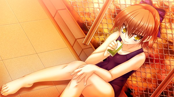 Anime picture 1024x576 with mirai wa kimi ni koishiteru single looking at viewer fringe short hair hair between eyes brown hair wide image sitting bare shoulders yellow eyes game cg bent knee (knees) ponytail barefoot girl ribbon (ribbons) bow swimsuit hair bow