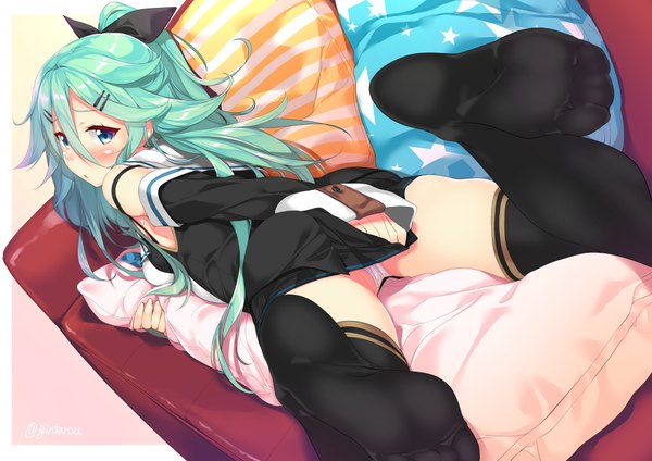 Anime picture 1027x727 with kantai collection yamakaze (kantai collection) gintarou (kurousagi108) single long hair looking at viewer blush fringe blue eyes light erotic hair between eyes bare shoulders signed ponytail lying parted lips looking back green hair from behind aqua hair