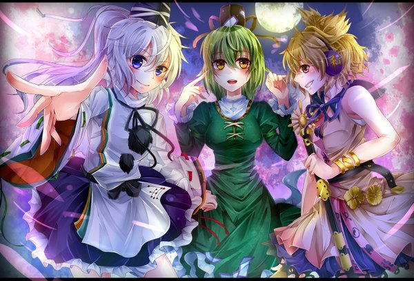 Anime picture 1500x1021 with touhou toyosatomimi no miko mononobe no futo soga no tojiko rukito long hair looking at viewer short hair open mouth smile multiple girls silver hair ponytail long sleeves japanese clothes green hair night wide sleeves sleeveless girl
