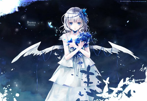Anime picture 1024x709 with cobi-cobi (artist) single looking at viewer short hair blue eyes white hair hair flower crossed arms angel wings angel girl dress hair ornament flower (flowers) ribbon (ribbons) wings white dress insect butterfly