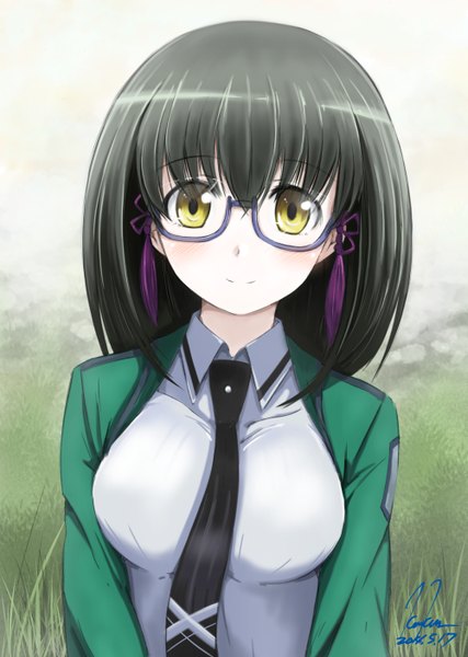 Anime picture 1000x1406 with mahouka koukou no rettousei shibata mizuki kem kem single tall image looking at viewer short hair black hair yellow eyes girl uniform school uniform glasses necktie